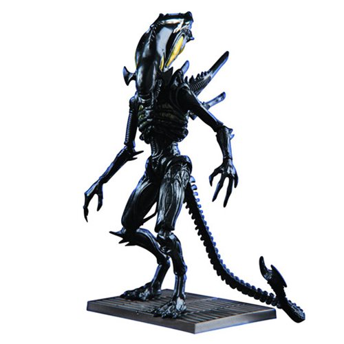 Aliens: Colonial Marines Xenomorph Spitter 1:18 Scale Action Figure - Previews Exclusive